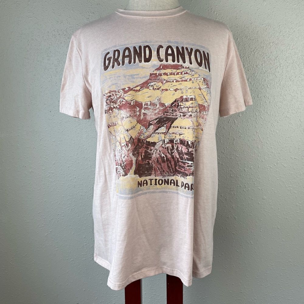 Maurices Grand Canyon Short Sleeve T-Shirt Size S EUC